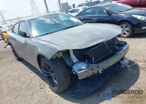 2018 Dodge Charger Sxt Rwd z USA, uszkodzony, nr VIN 2C3CDXBG7JH257677